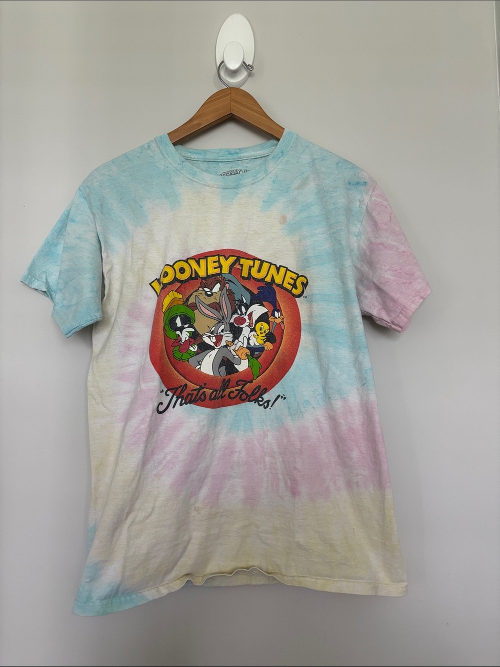 Looney Tunes That’s All Folks Tie Dye Tee Short Sz M GUC